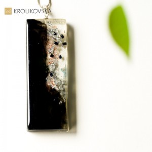 Marka biżuterii Krolikovska- naszyjnik malowany.