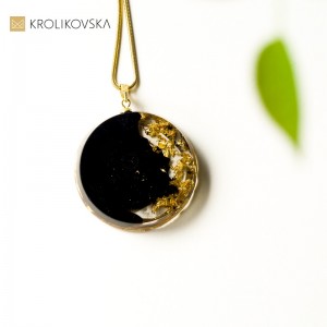 Naszyjnik do dekoltu w serek- naszyjnik pozłacany.