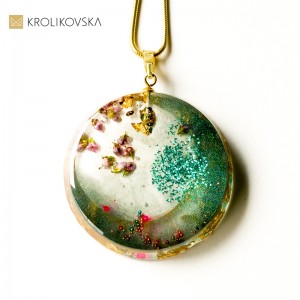 Unikat biżuteria malowana- naszyjnik pozłacany.