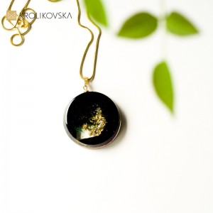 Modna biżuteria na prezent świąteczny dla dziewczyny.