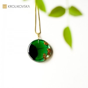 Naszyjnik grafika dla przyjaciółki na urodziny.