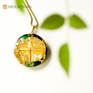 Biżuteria dla niej- naszyjnik pozłacany.