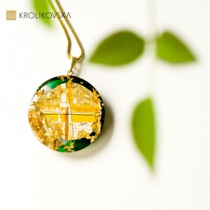 Biżuteria dla niej- naszyjnik pozłacany.