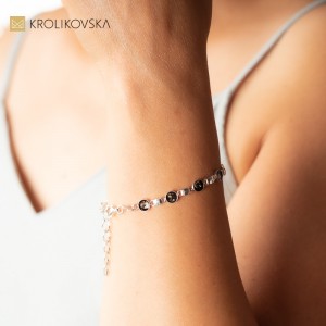 Bransoletka srebrna w prezencie świątecznym.