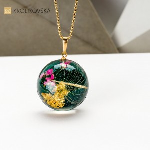 Naszyjnik złocony prezent dla dziewczyny.