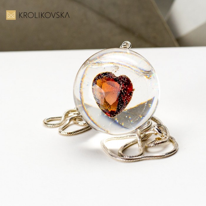 Autorski naszyjnik z brązową cyrkonią.