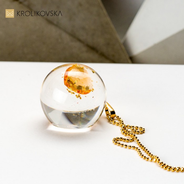 Naszyjnik prezent z cyrkonią.