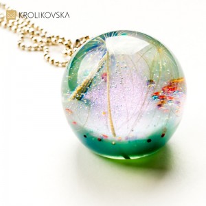 Naszyjnik prezent lazurowa kula z dmuchawcem.