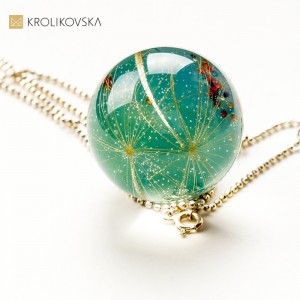 Naszyjnik prezent lazurowa kula z dmuchawcem.