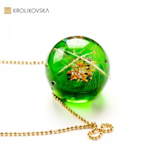 Biżuteria z roślin na prezent dla dziewczyny.