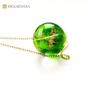 Biżuteria z roślin na prezent dla dziewczyny.