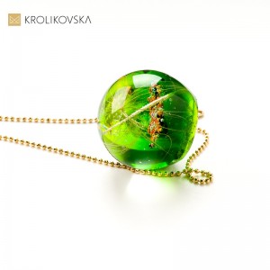 Biżuteria z roślin na prezent dla dziewczyny.