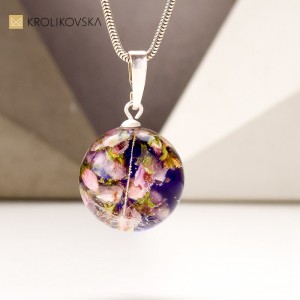 Elegancki prezent na 40 kwiaty w kuleczce.