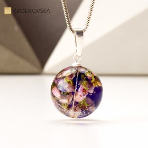 Elegancki prezent na 40 kwiaty w kuleczce.