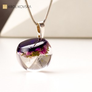 Elegancki prezent na 40 kwiaty w kuleczce.