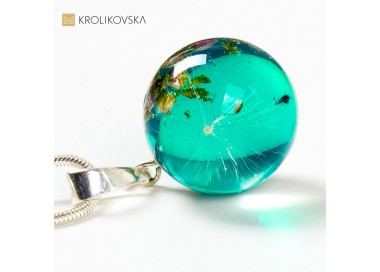 Delikatna biżuteria damska naszyjnik zielony.
