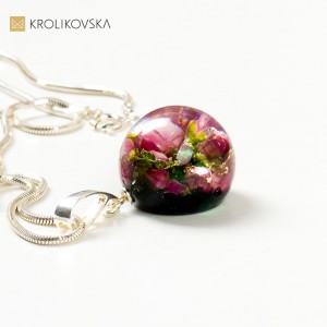 Elegancka biżuteria damska.