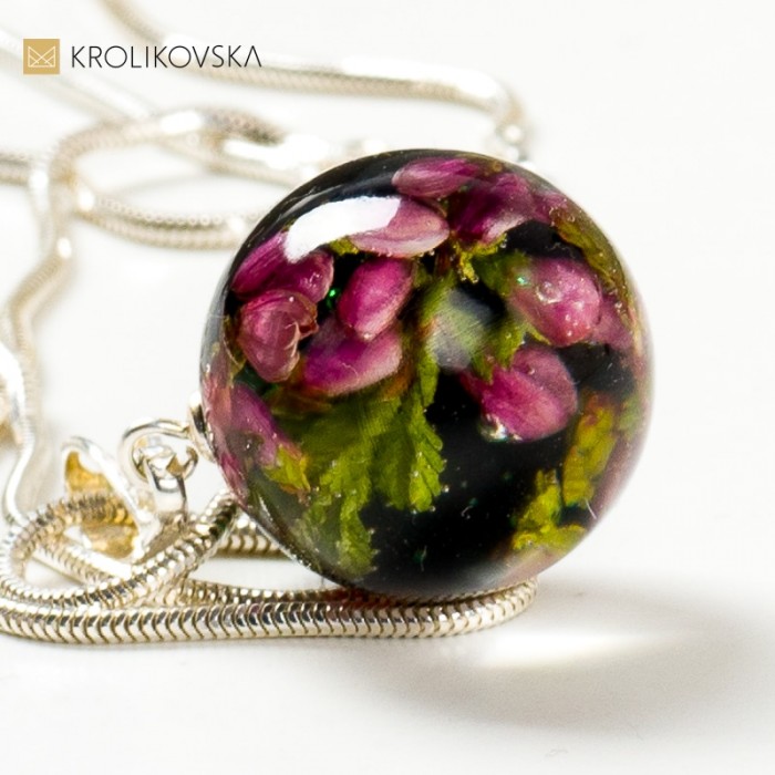 Elegancka biżuteria damska.