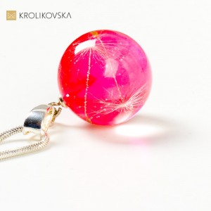 Biżuteria damska na prezent naszyjnik czerwony z dmuchawcami.