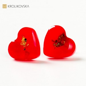 Biżuteria damska artystyczna, czerwone serca.