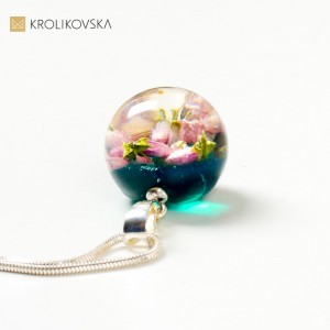 Limitowana kolekcje kwiatowej unikatowej biżuterii.