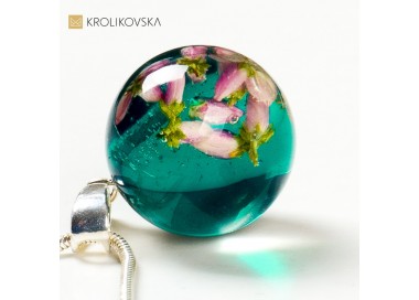 Limitowana kolekcje kwiatowej unikatowej biżuterii.