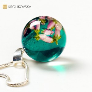 Limitowana kolekcje kwiatowej unikatowej biżuterii.