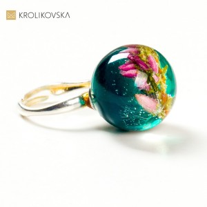 Kwiatowe inspiracje w jubilerstwie.