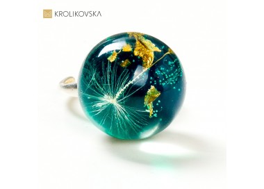 Dmuchawcowy pierścionek jako prezent.