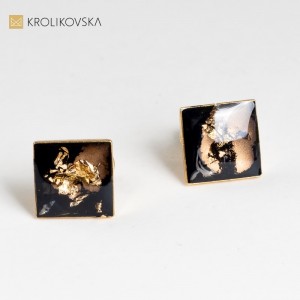 Wyjątkowe kolczyki, nowoczesna biżuteria.
