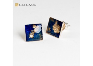 Kolczyki granatowe, nowoczesna biżuteria.