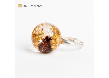 Pierścionek w prezencie na rocznicę.