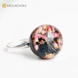 Pierścionki Sztuki dla Kobiet z Charakterem – Odkryj Naszą Ofertę.