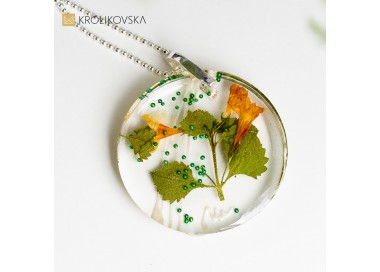 Okrągłe kwiatowe wisiorki, Polska biżuteria handmade.