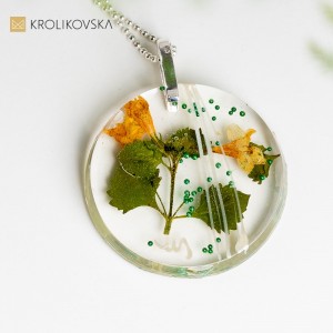 Okrągłe kwiatowe wisiorki, Polska biżuteria handmade.