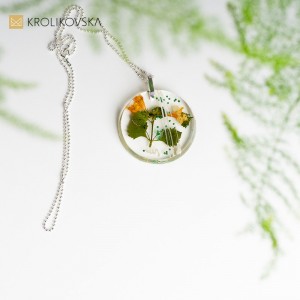 Okrągłe kwiatowe wisiorki, Polska biżuteria handmade.