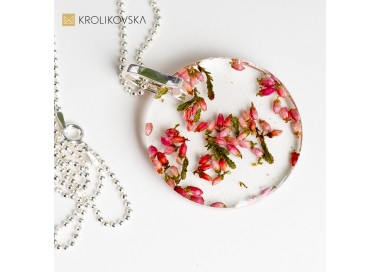 Naszyjnik damski, okrągłe kwiatowe wisiorki, Polska biżuteria handmade.