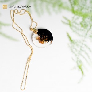 Naszyjnik damski prostokątny prezent dla koleżanki.