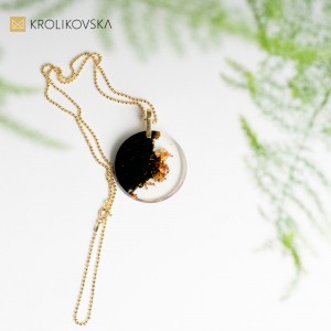 Naszyjnik damski prostokątny prezent dla koleżanki.