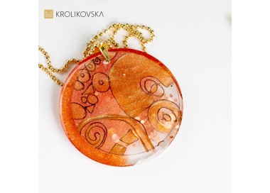 Sztuka Noszenia: Naszyjniki Artystyczne dla Nowoczesnych Kobiet.