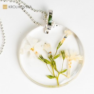 Naszyjnik damski prezent dla koleżanki emerytki.