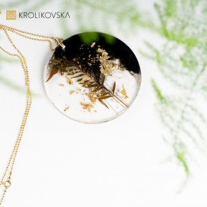 Naszyjnik artystyczny w prezencie dla żony.