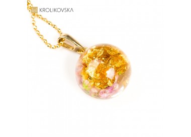 Symboliczny prezent dla koleżanki, naszyjnik.