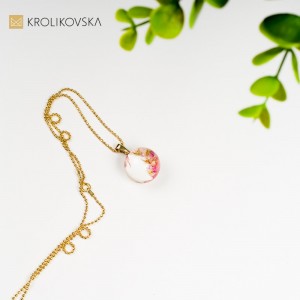 Naszyjnik Kwiatowy Złoty Róż: Idealny Prezent na 40. Urodziny.