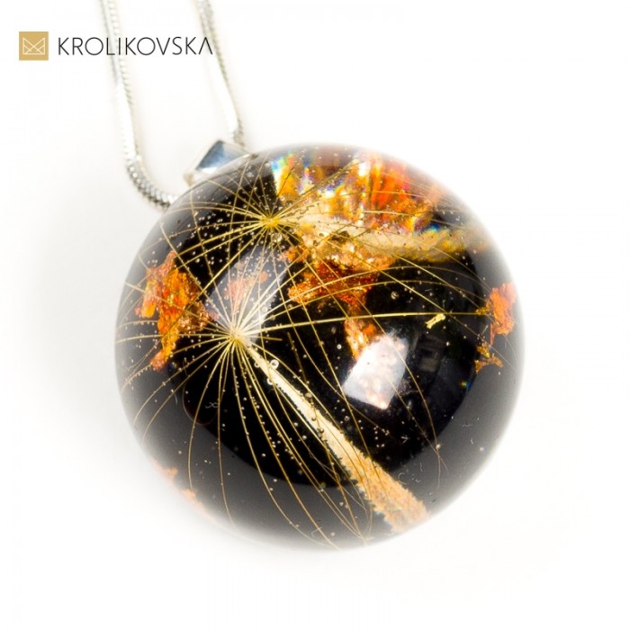 Naszyjnik Na Walentynki z dużym dmuchawcem.