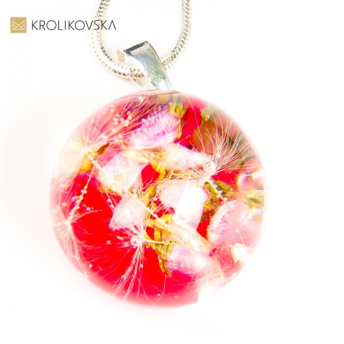 Nowoczesna biżuteria, naszyjnik upominek dla siostry. Nowoczesna biżuteria, naszyjnik upominek dla siostry.