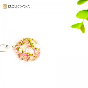 40 Lat Kwitnącej Miłości: Naszyjnik na Rocznice.