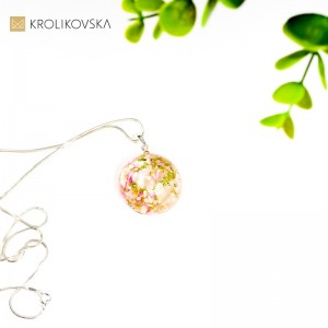 40 Lat Kwitnącej Miłości: Naszyjnik na Rocznice.