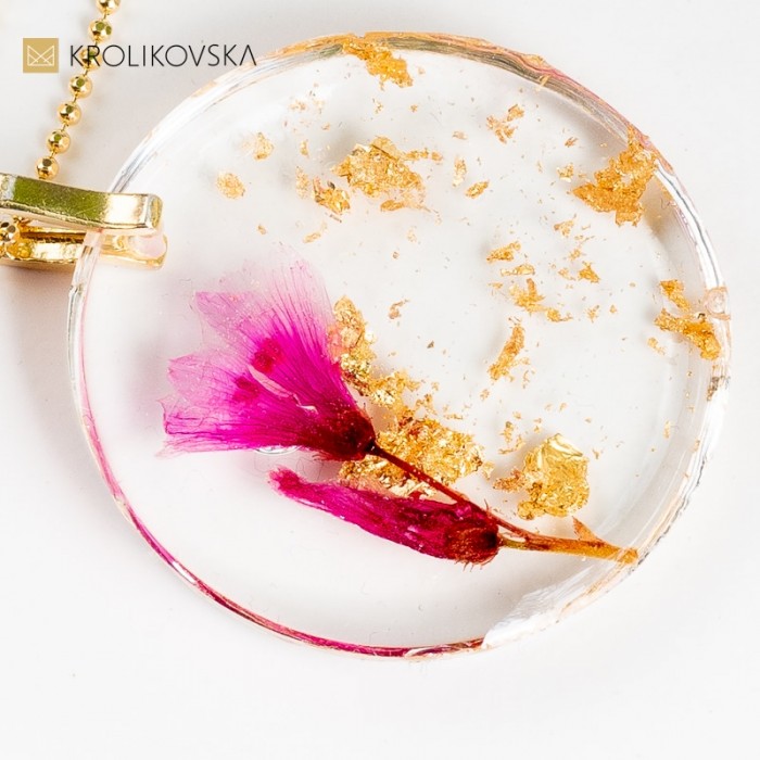 Naszyjnik Kwiatowy Kunsztu: Wyrafinowany Prezent na Rocznice.