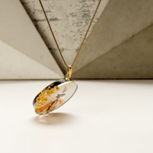 Współczesna biżuteria artystyczna, naszyjnik grafika.